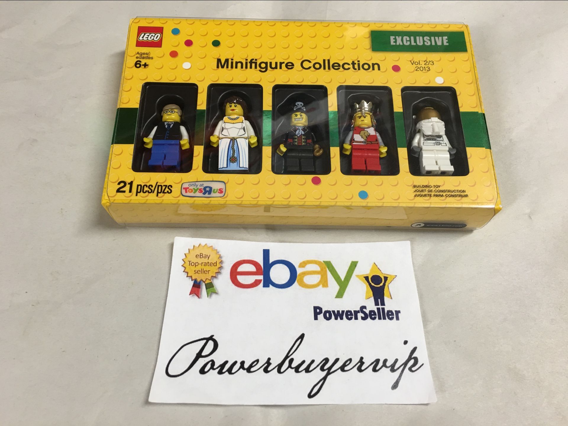 Lego Minifigure Vintage Collection 5 Figure Set 2013 ToysRus Exclusive